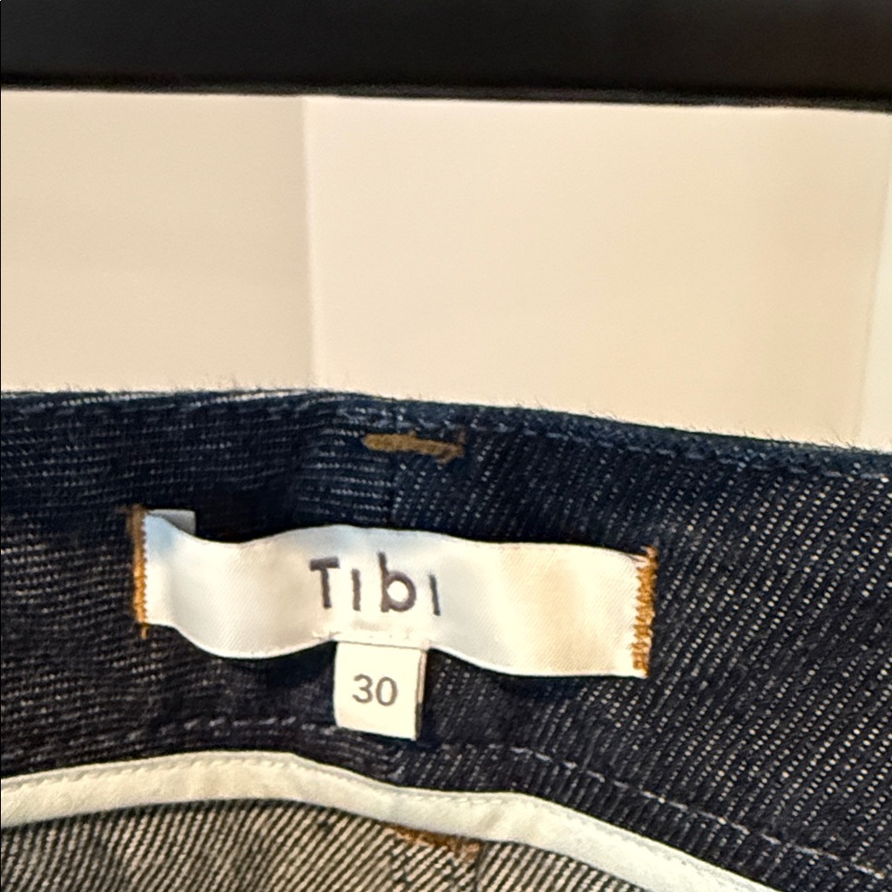 Tibi Sculpted Barrel-Leg Denim | Dark Wash | Size 30 - Picture 4 of 4